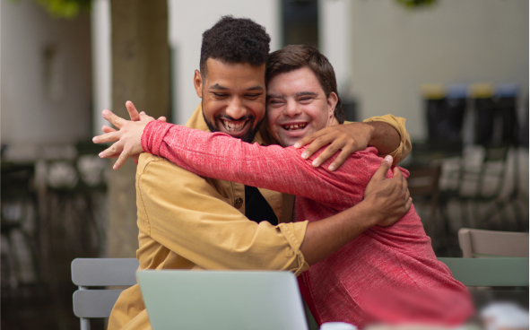 young-man-with-down-syndrome-and-mentoring-friend-2022-01-19-00-20-27-utc verlengd 1 young-man-with-down-syndrome-and-mentoring-friend-2022-01-19-00-20-27-utc verlengd 1